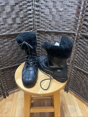 Lauren Ralph Lauren Quinta Leather and Black Fur Cuff Winter Duck Boots